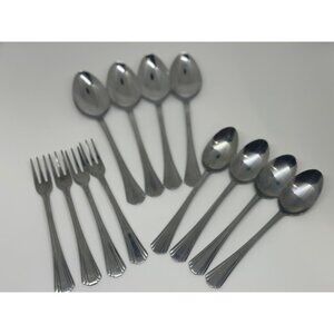 VTG Ambridge Stainless Flatware Set-of-12 Classic Pattern Silverwear